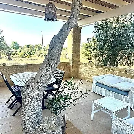 Borgo Rosso Terra Ξενοδοχείο Sannicola
