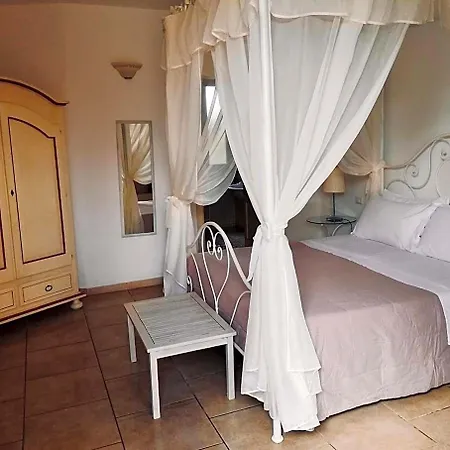 Borgo Rosso Terra Hotel