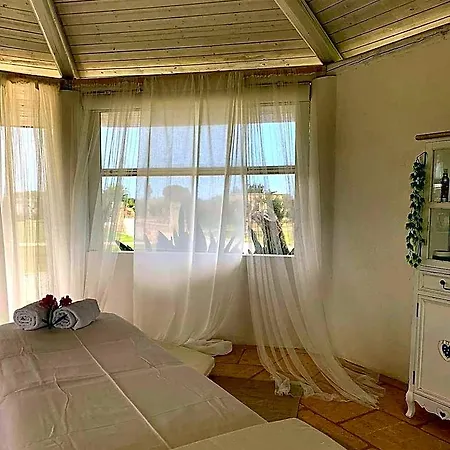Borgo Rosso Terra Ξενοδοχείο